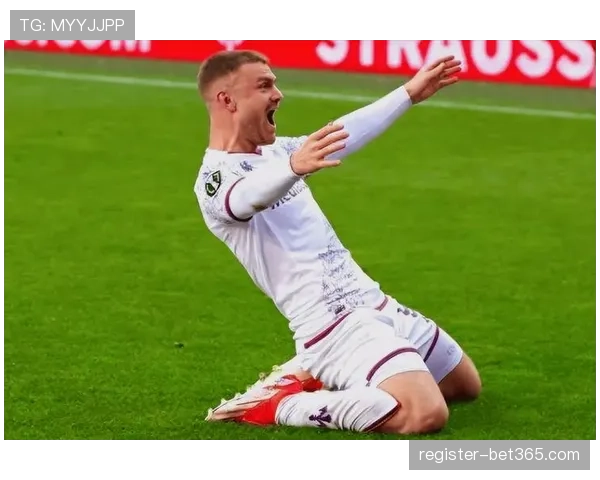 多特边锋吉,滕斯成转会,香饽饽,开云体育登录入口,开云体育平台,开云体育注册网址,开云体育app,开云体育官网,开云体育网站,开云体育网页版